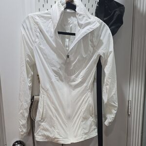 Lululemon Rush Hour Women's White Jacket Size 4